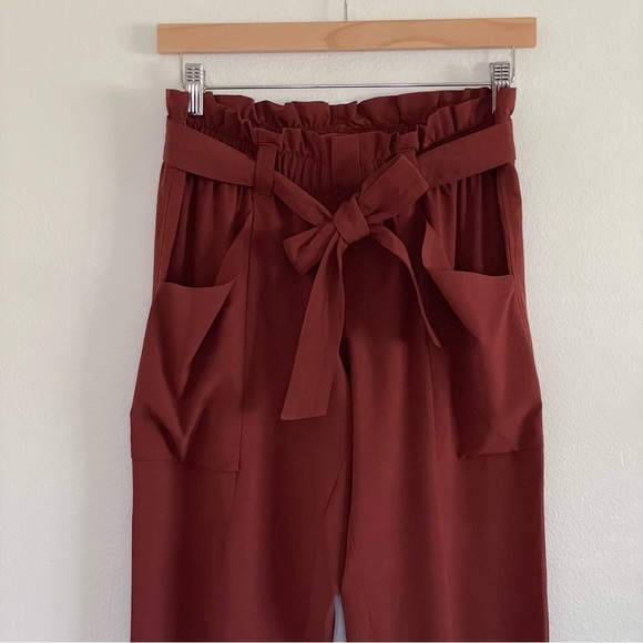 Athleta Skyline Featherweight Belted Paper Bag Tapered Pant Dried Cinnamon 4 - Picture 7 of 14